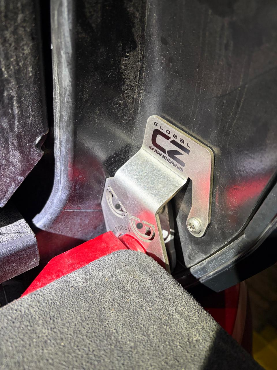 Protector antirrobo para portón trasero para Toyota Tundra 2022+