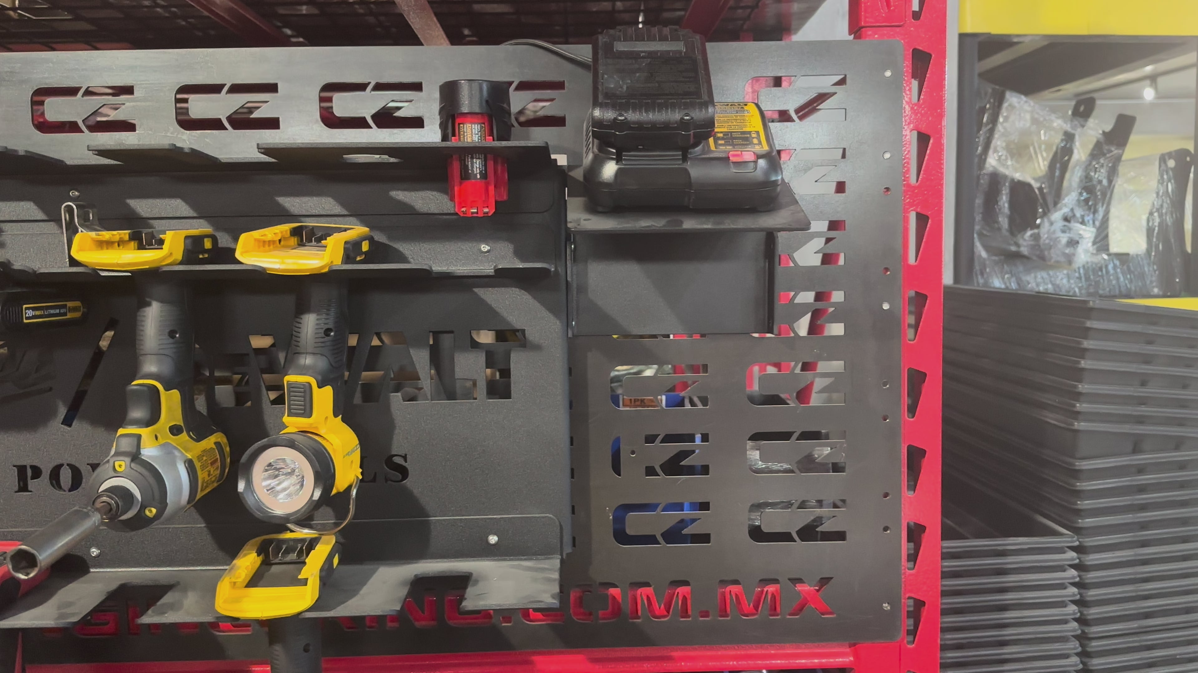 Soporte para herramientas eléctricas Milwaukee M18 y M12 y Dewalt, y soporte para batería y cargador
